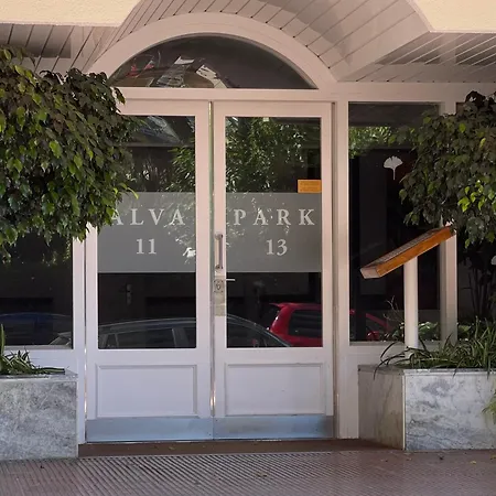 Апартаменты My Alva Park - 50m From The *